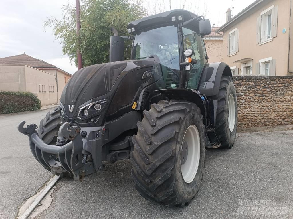 Valtra S 374 Traktorji