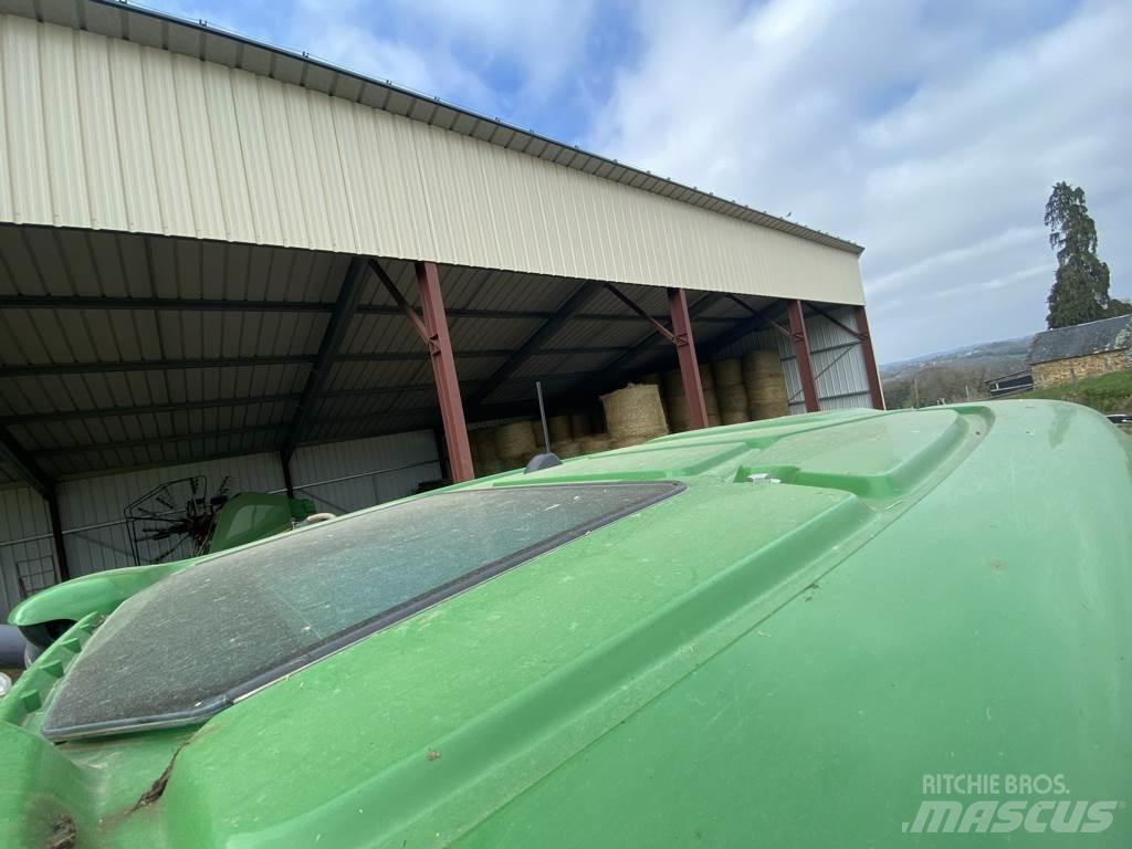 John Deere 6100 M Traktorji