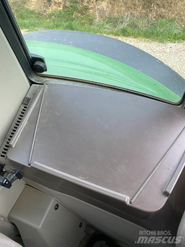 John Deere 6100 M Traktorji