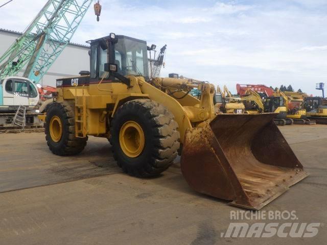 CAT 966 F Kolesni nakladalci