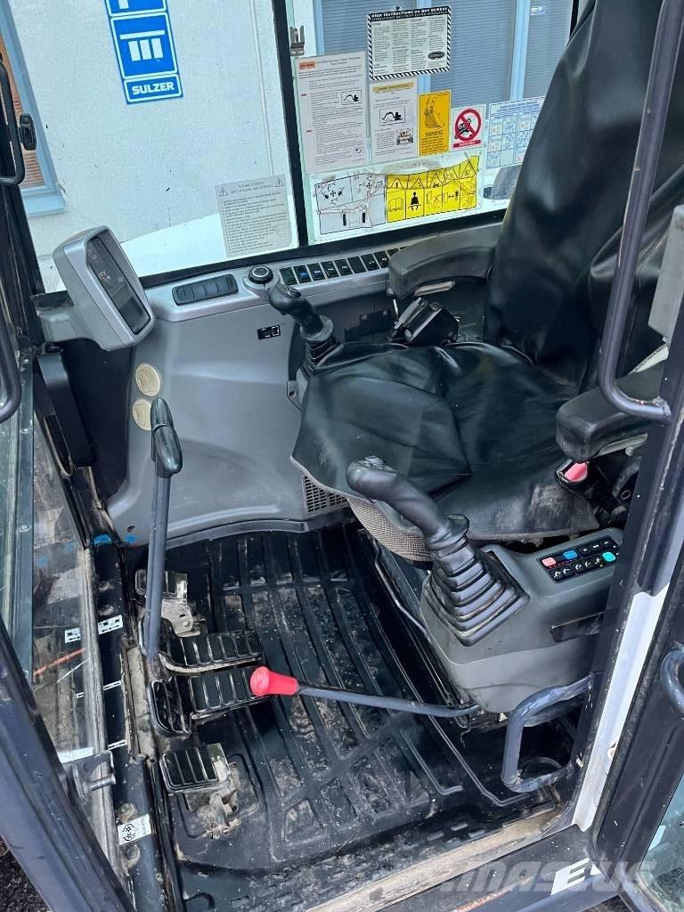 Bobcat E 60 Mini bagri <7t