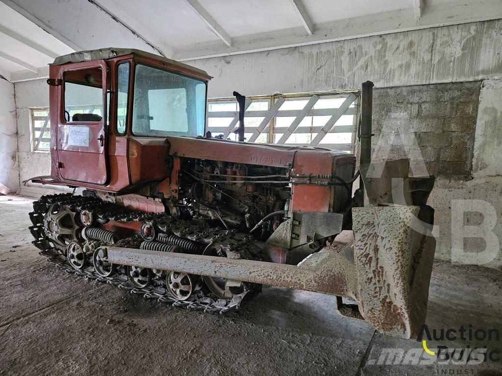  Onbekend DT-75 Buldožerji goseničarji
