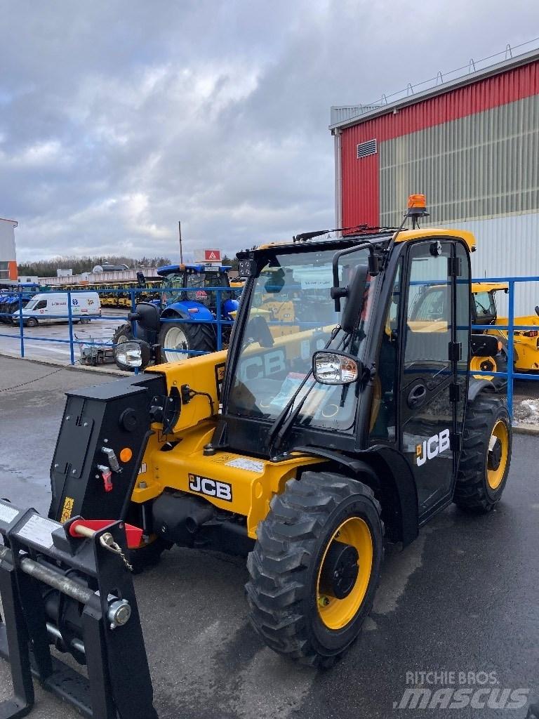 JCB 514-40 Agri Kmetijski teleskopski nakladalci