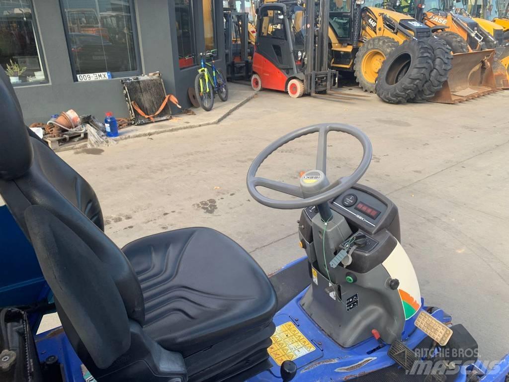 Iseki SF 230 FH Vrtni traktor kosilnice