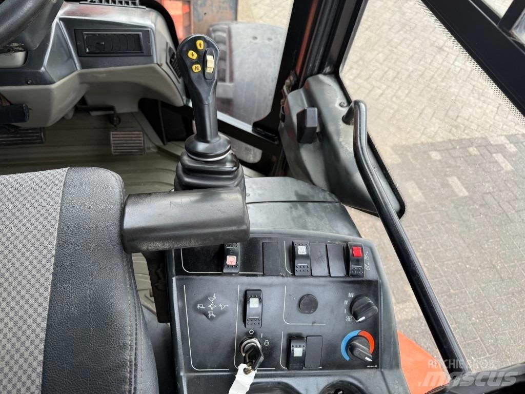CAT 908 Kolesni nakladalci