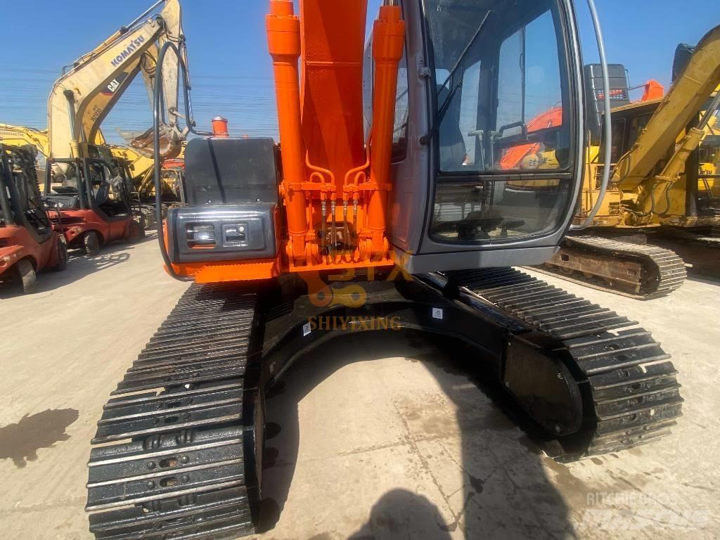 Hitachi EX 120 Bagri goseničarji