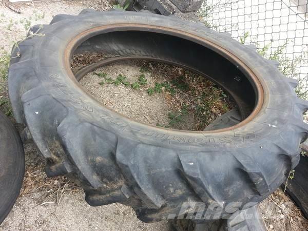  Pneu 13.6-38 Gume, kolesa in platišča