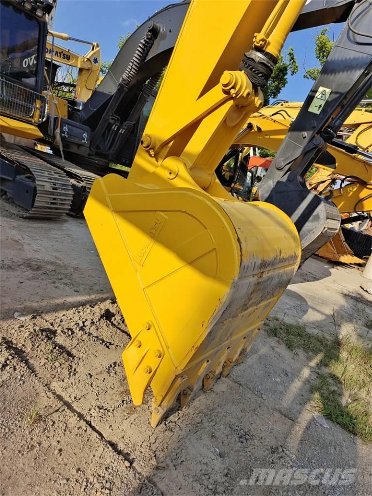 Komatsu PC 200-8 Bagri goseničarji