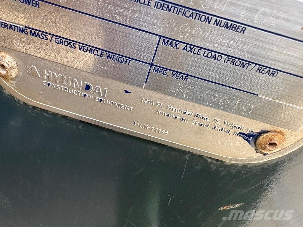 Hyundai HX 130 Bagri goseničarji