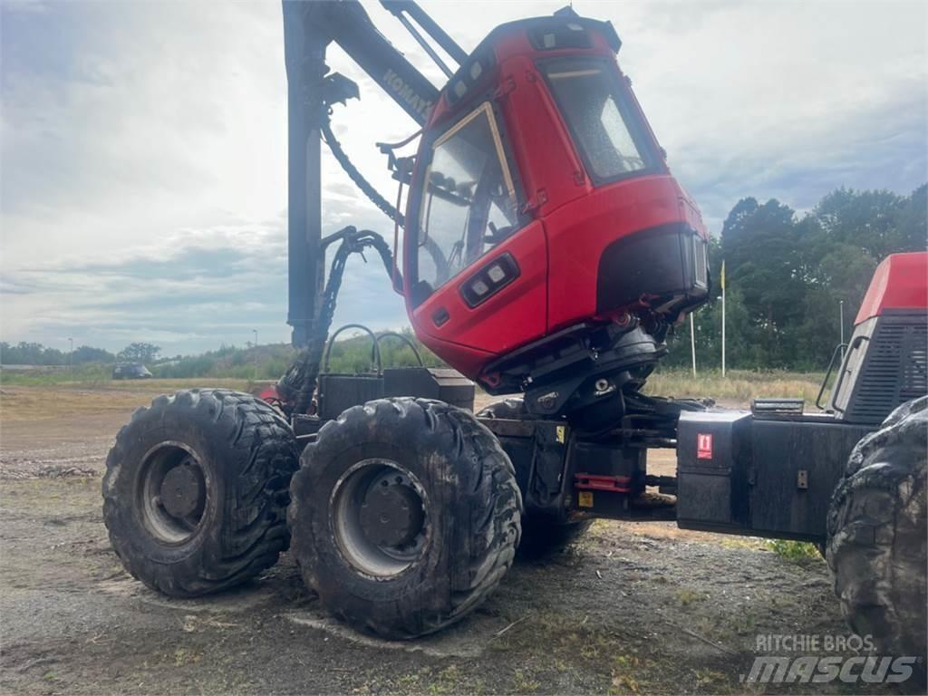 Komatsu 951 Harvesterji