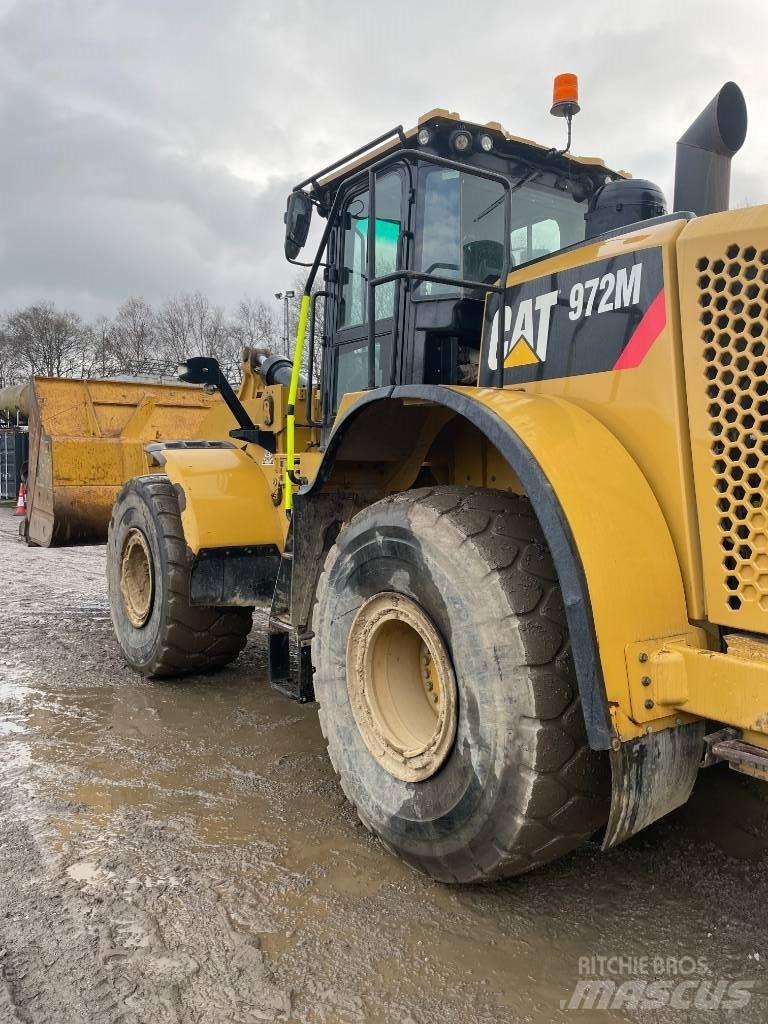 CAT 972 M Kolesni nakladalci