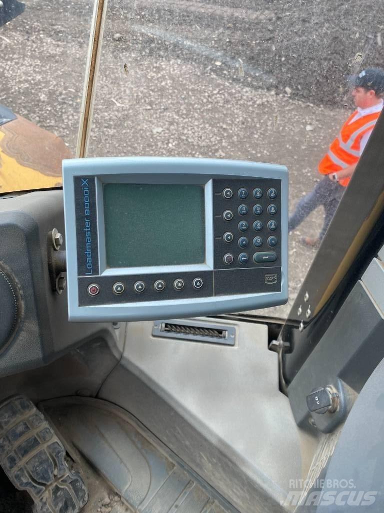 CAT 972 M Kolesni nakladalci