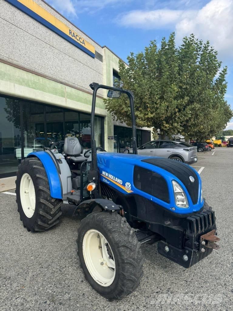 New Holland TD4.90F Traktorji