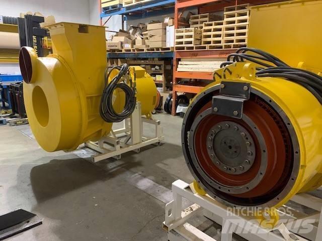 Komatsu 830 E Zglobni demperji