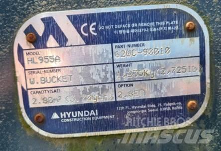 Hyundai HL955A Žlice
