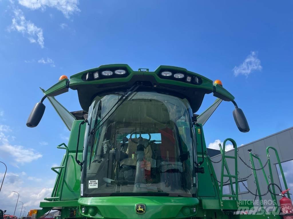 John Deere S670 4x4 Kombajni