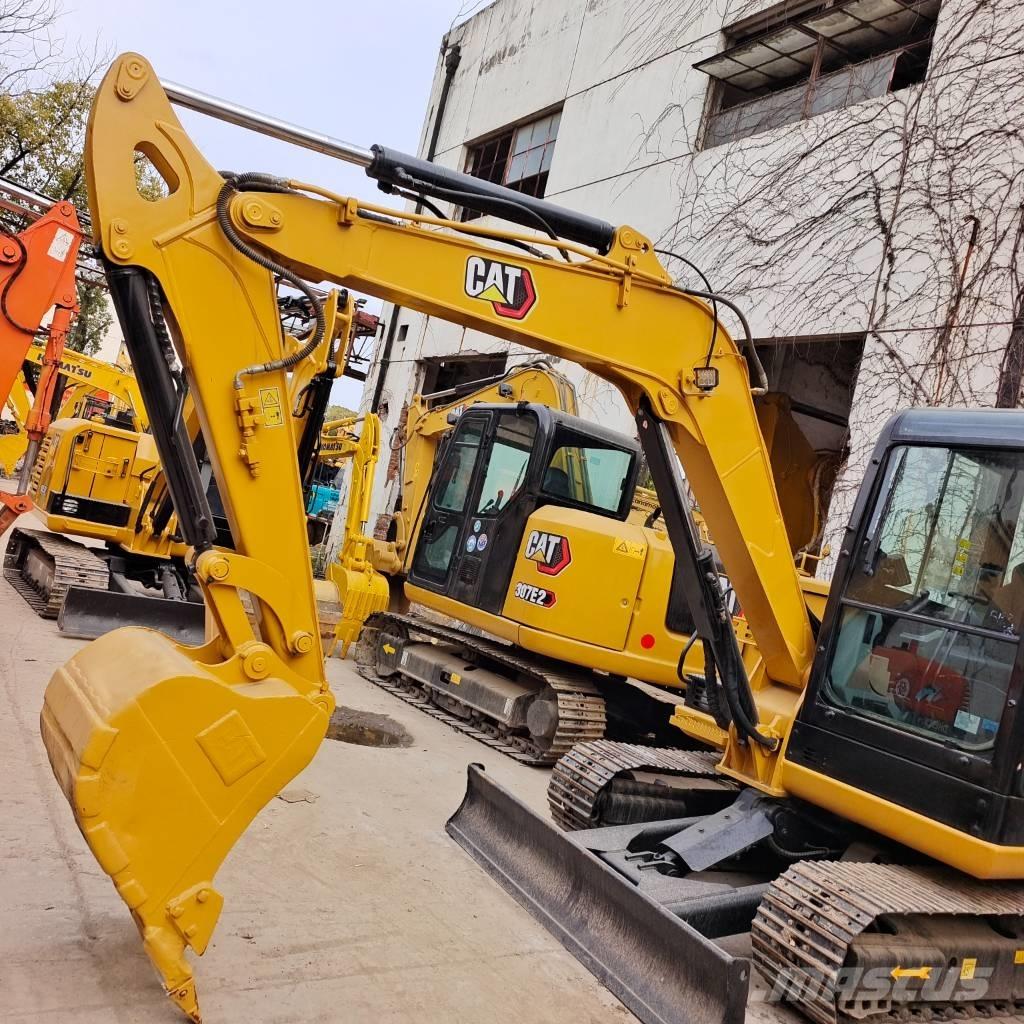 CAT 305E Mini bagri <7t