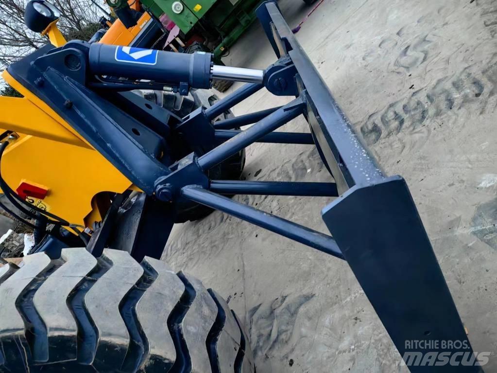 XCMG GR 2153 Grederji