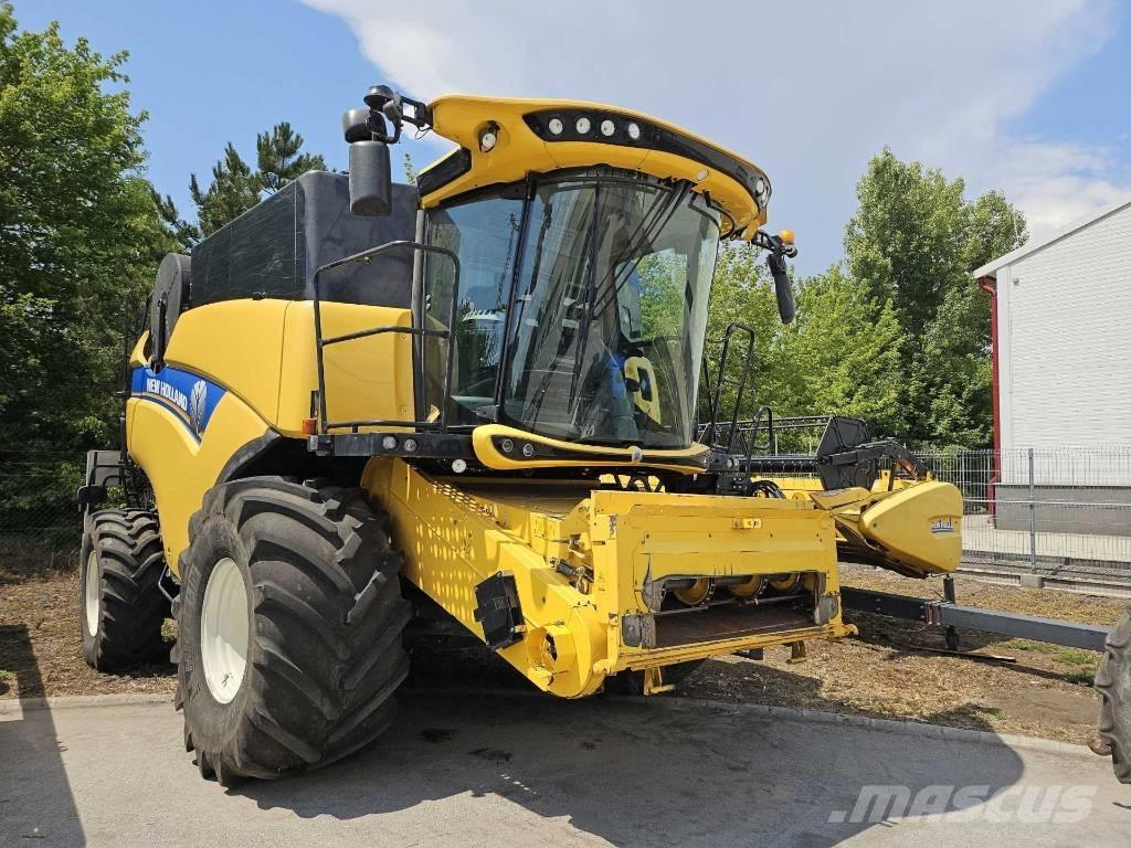 New Holland CX8.70 Kombajni
