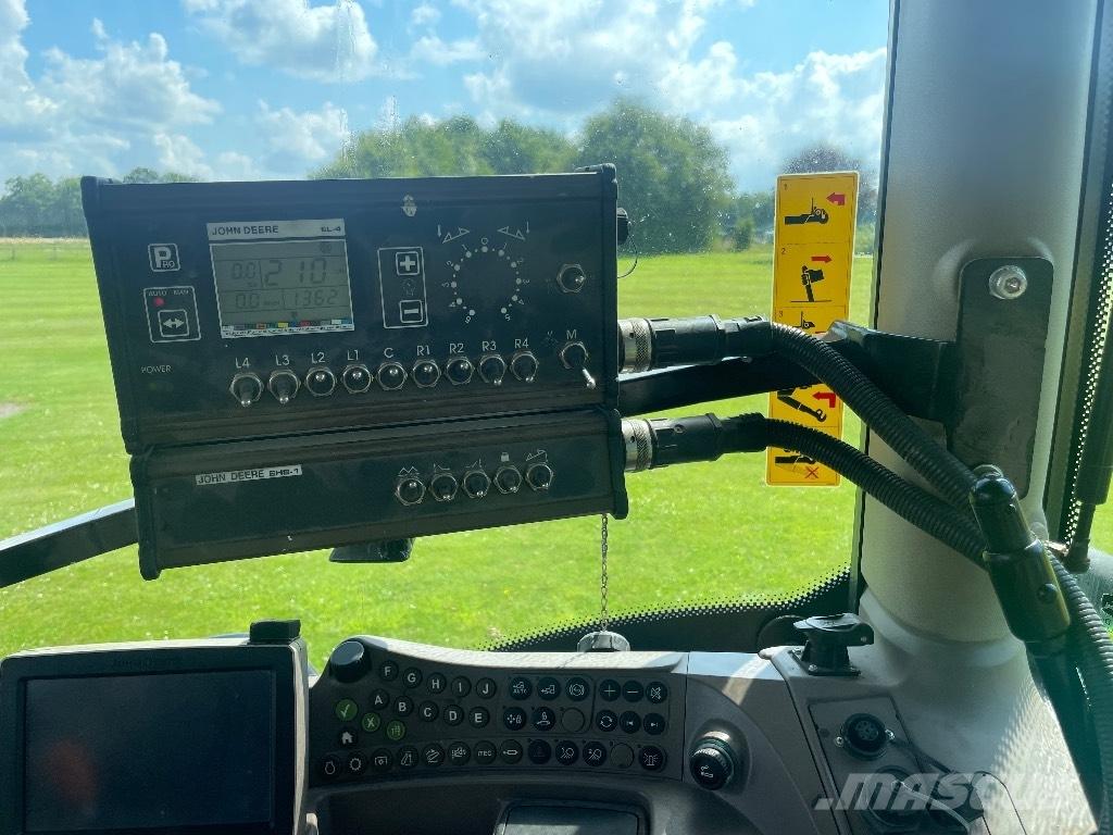 John Deere 732 Vlečne škropilnice