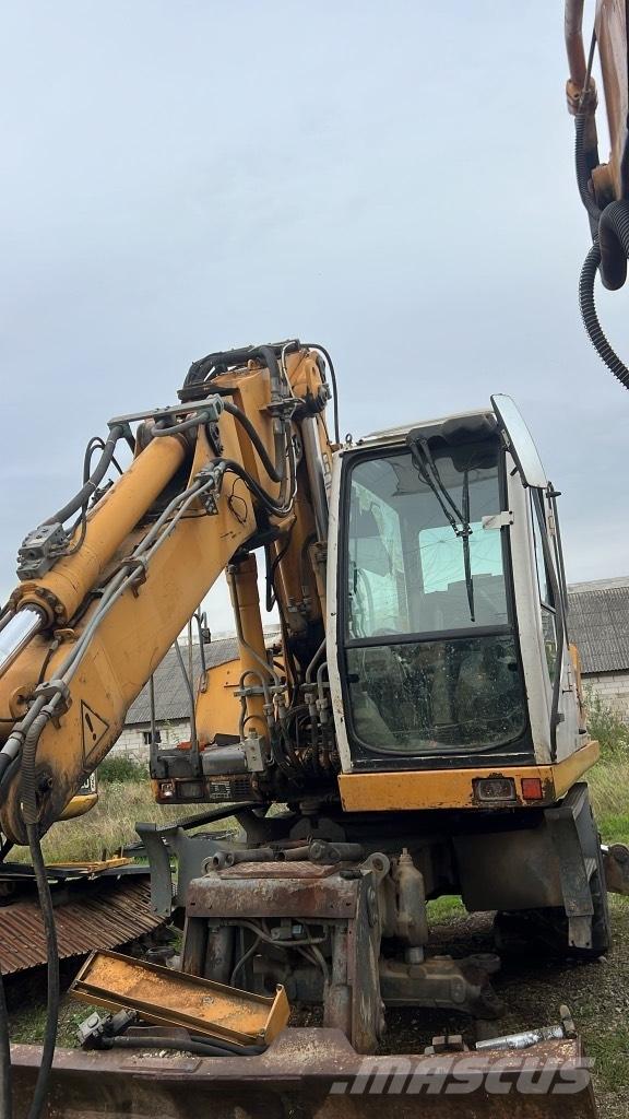 Liebherr A 900 C Hidravlika