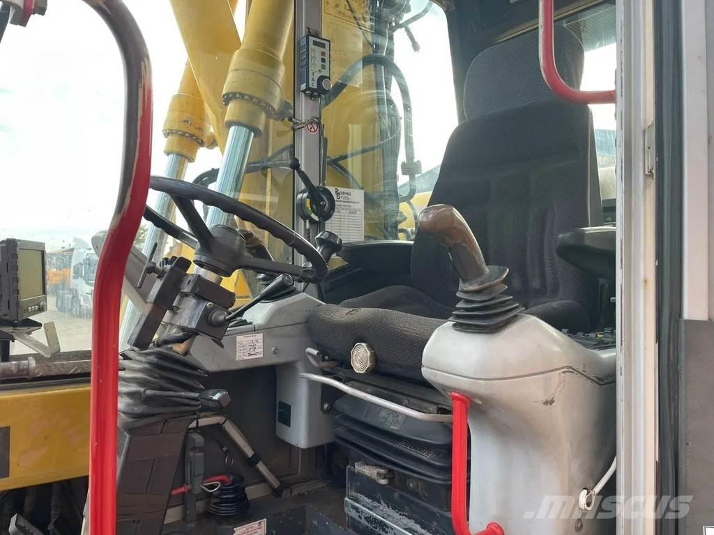 Atlas 1404K Bagri na kolesih
