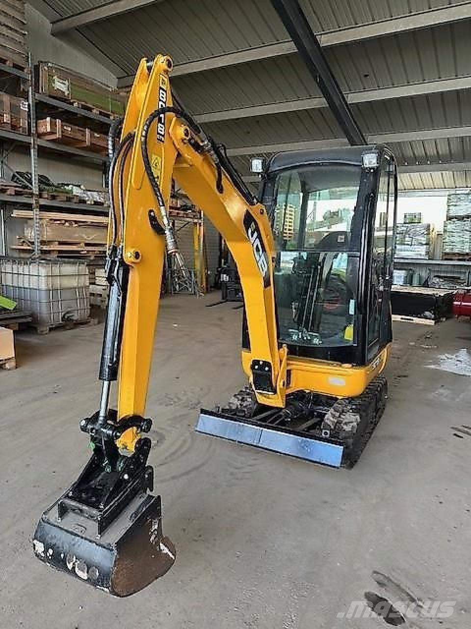 JCB 8018 CTS Mini bagri <7t