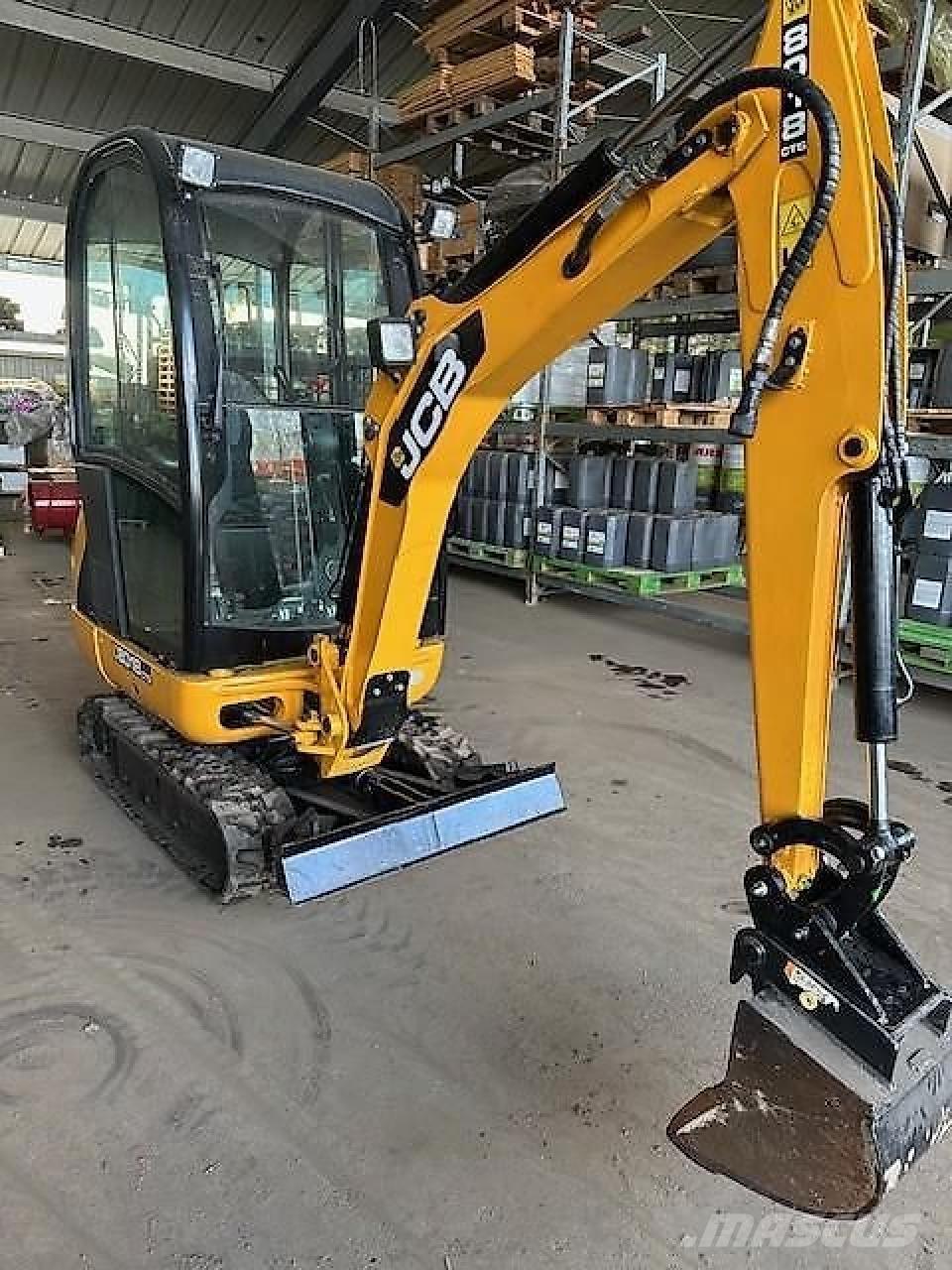 JCB 8018 CTS Mini bagri <7t