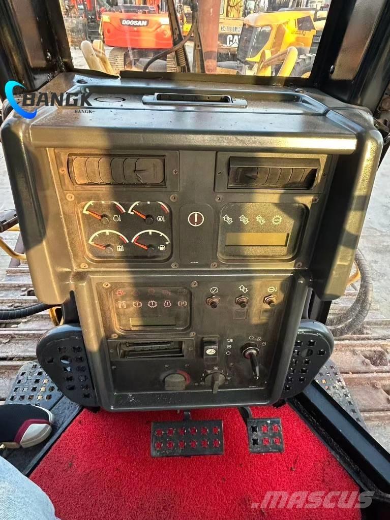 CAT D 6 N Buldožerji goseničarji