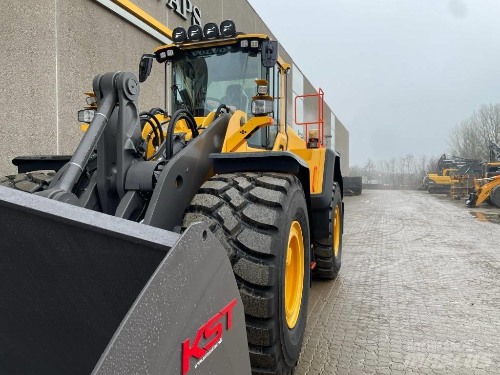 Volvo L 180 H Kolesni nakladalci