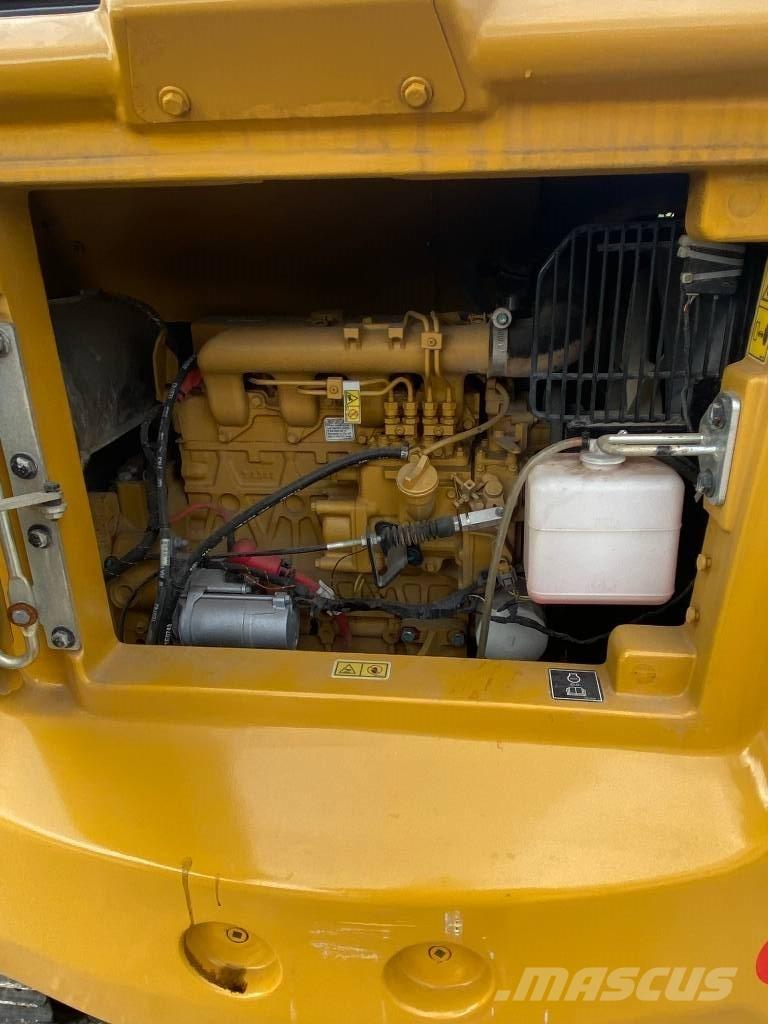 CAT 306 Bagri goseničarji