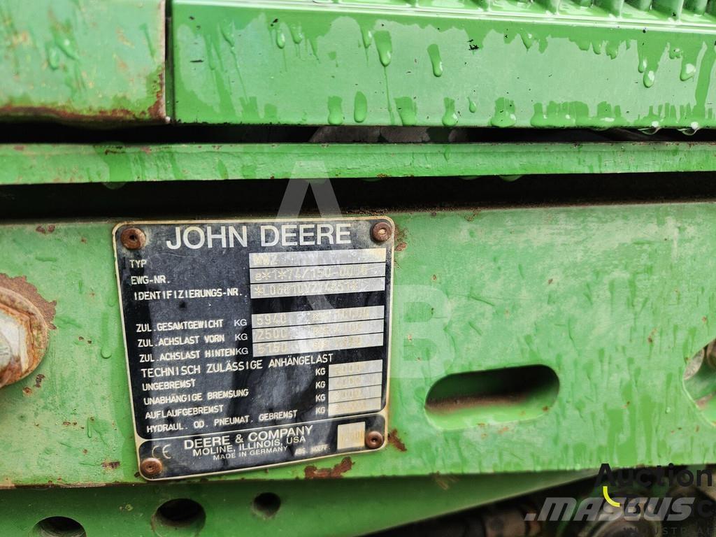 John Deere 6810 Traktorji