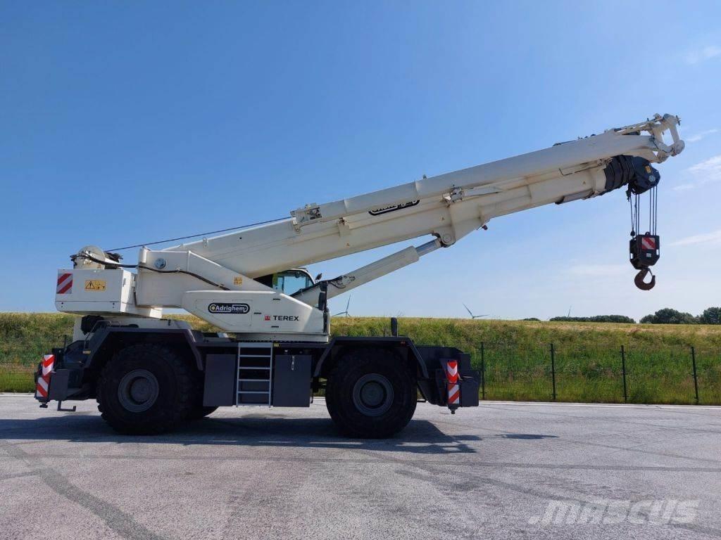 Terex RT100 Avtodvigala