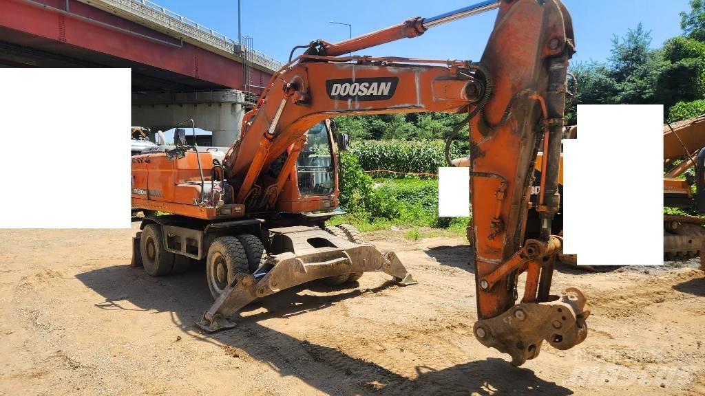 Doosan DX210WA Bagri na kolesih