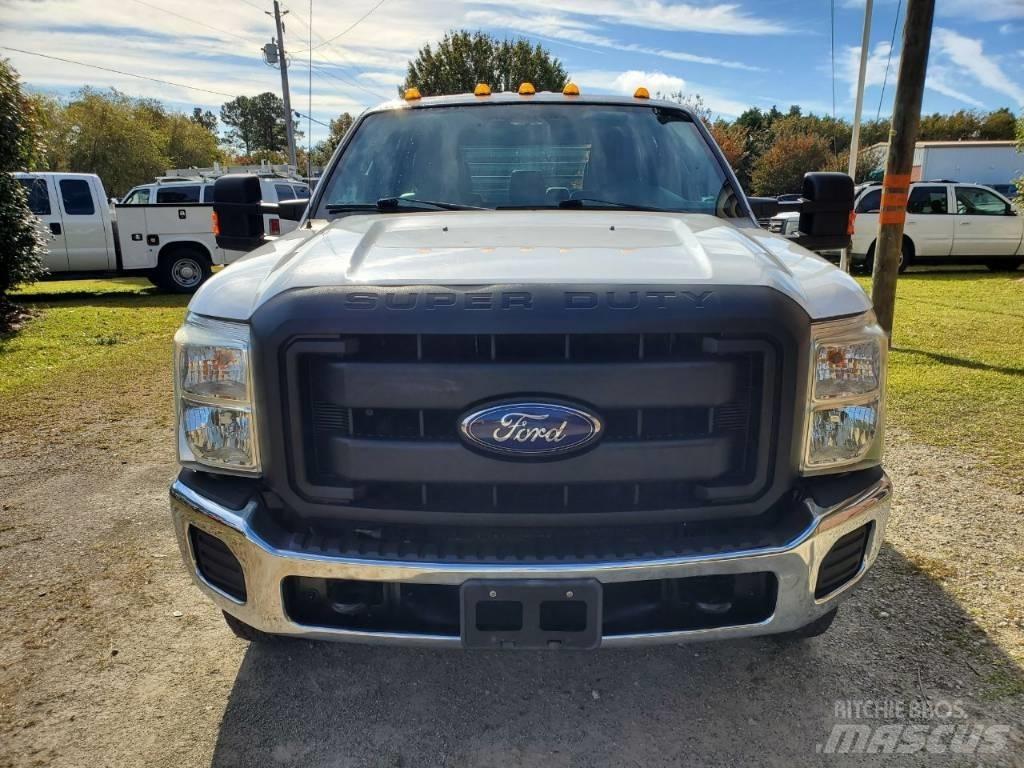 Ford F 350 XL SD Tovornjaki s kesonom/platojem