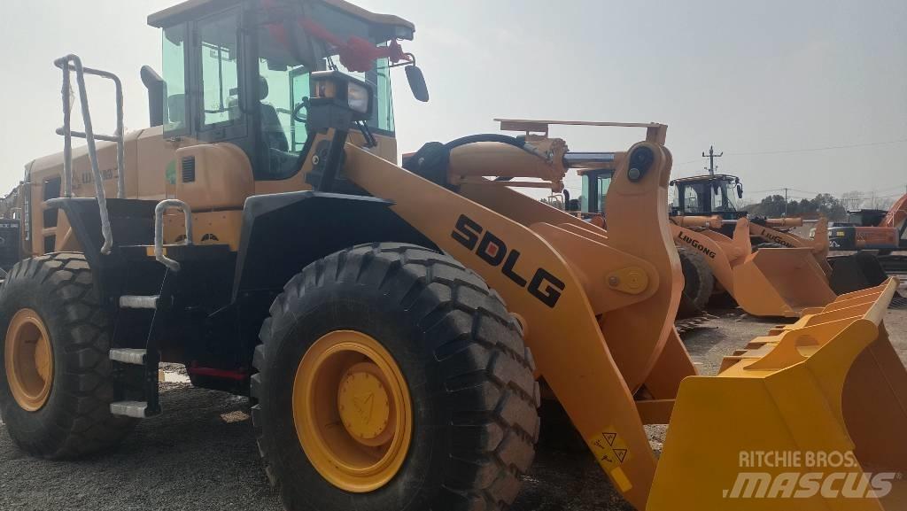 SDLG LG 956 L Kolesni nakladalci