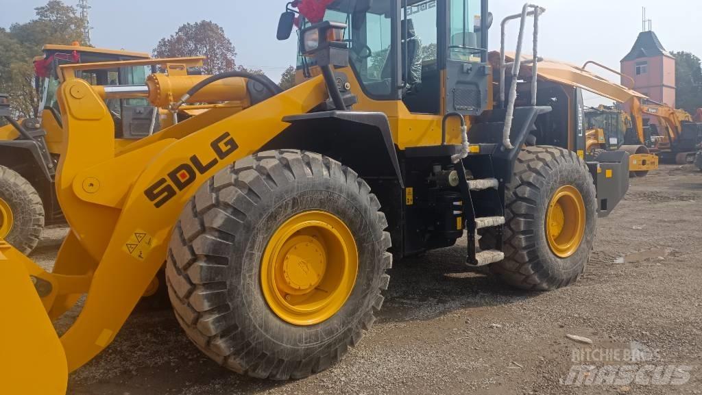 SDLG LG 956 L Kolesni nakladalci