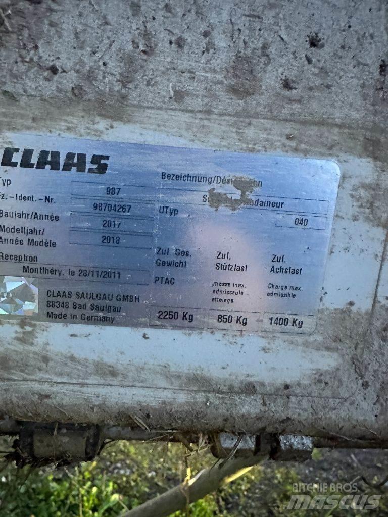 CLAAS Liner 2800 Obračalniki in zgrabljalniki