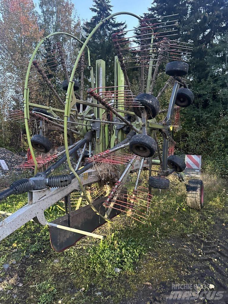 CLAAS Liner 2800 Obračalniki in zgrabljalniki