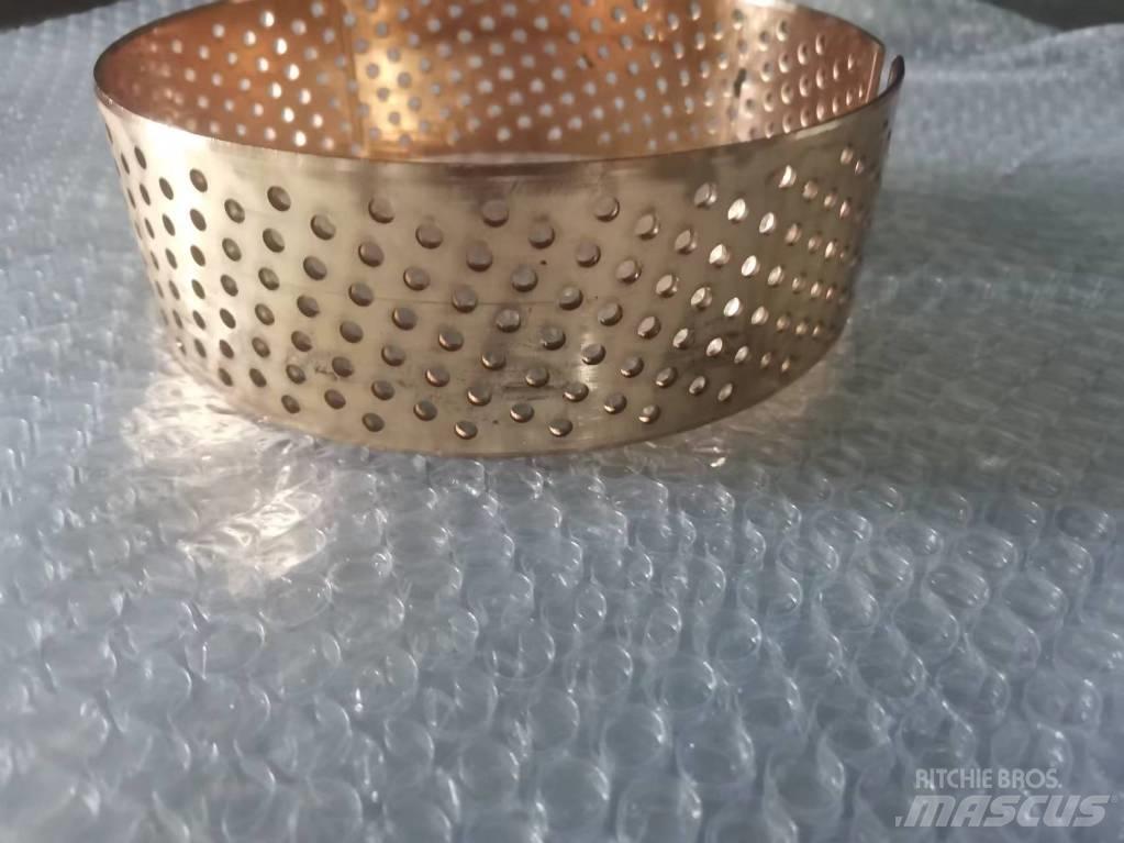 CLAAS Bushing Menjalnik