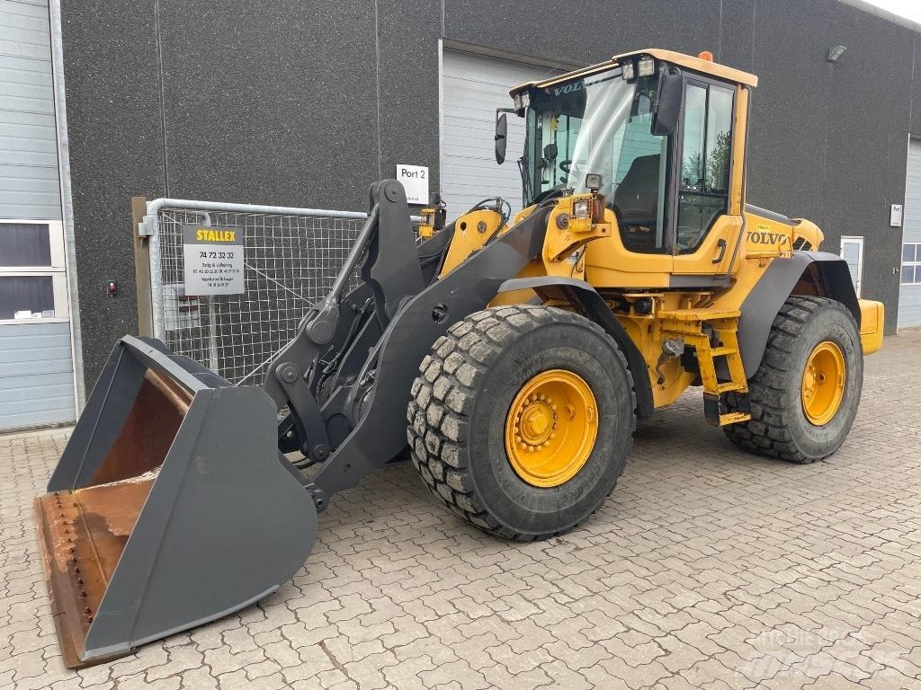 Volvo L90F Kolesni nakladalci