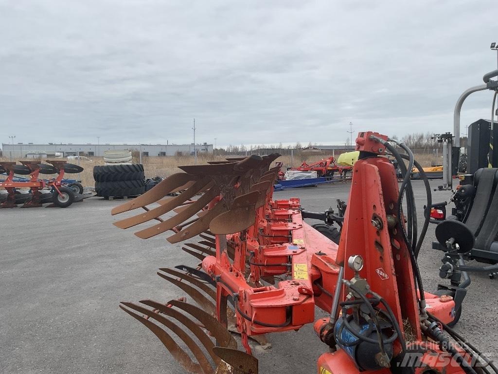 Kuhn Varimaster 122 Obračalni plugi