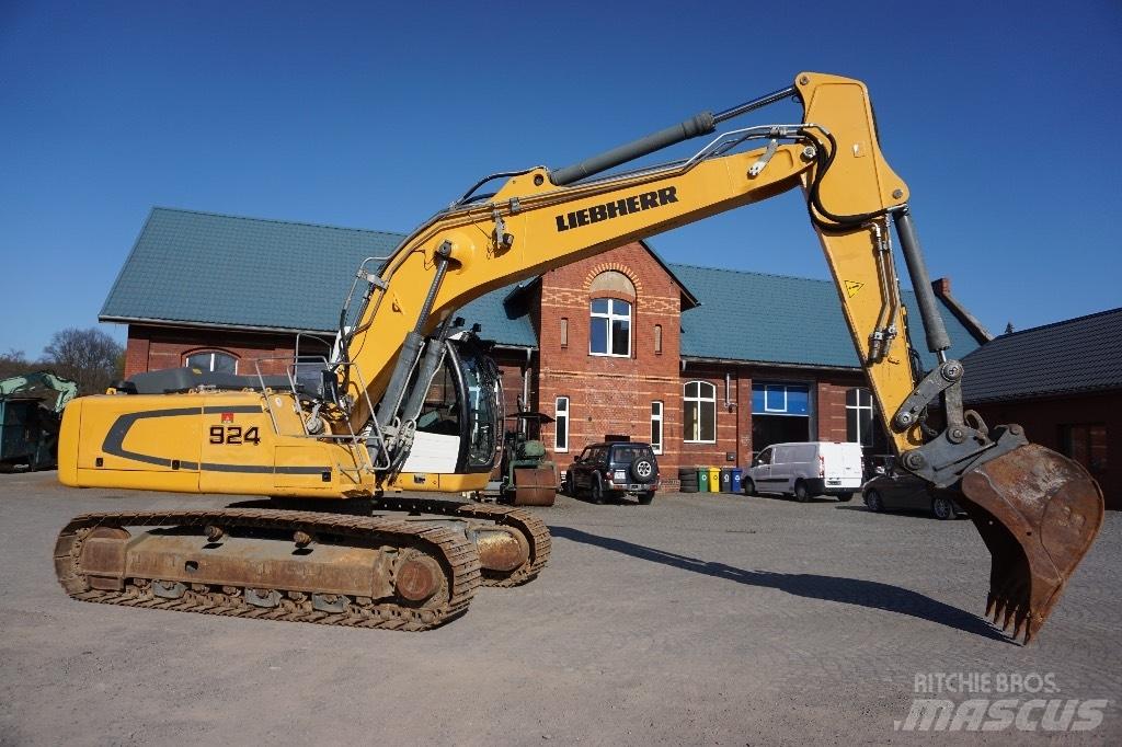 Liebherr R 924 LC Bagri goseničarji