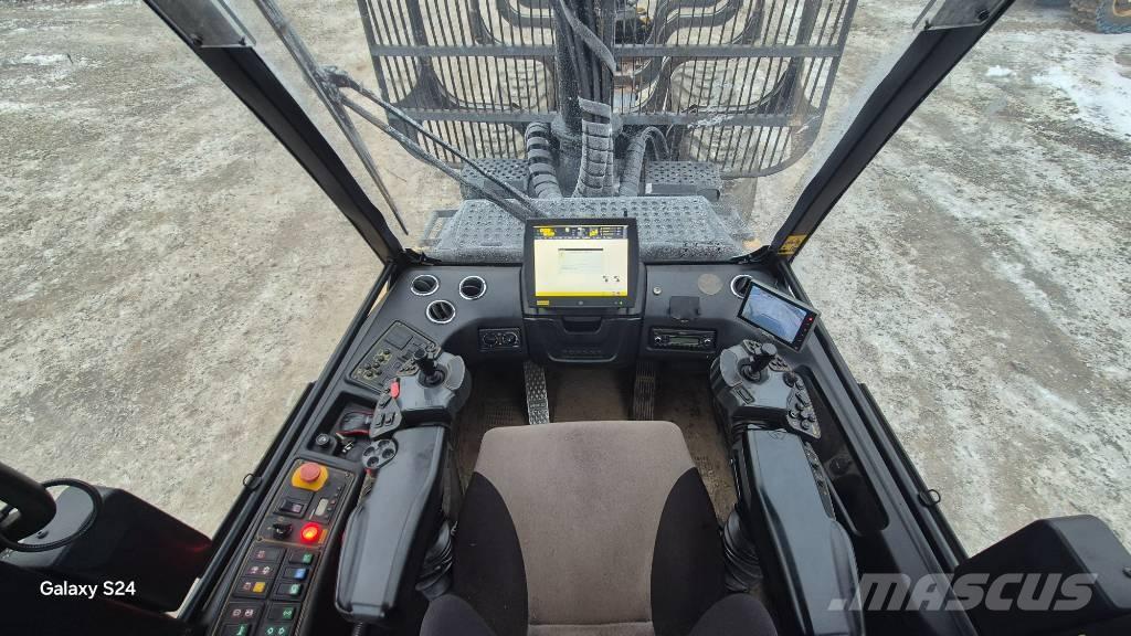 Ponsse WISENT 8W Forwarderji