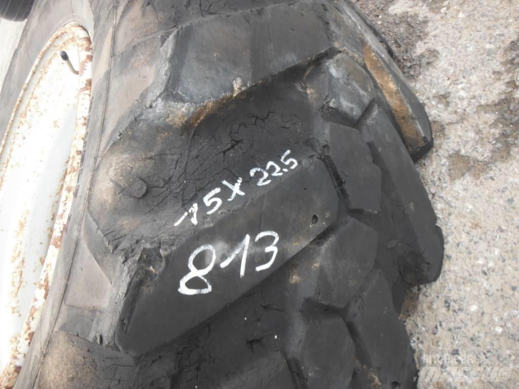 Michelin 15R22.5 Gume, kolesa in platišča