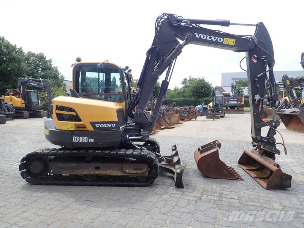 Volvo ECR 88 D Midi bagri 7t – 12t