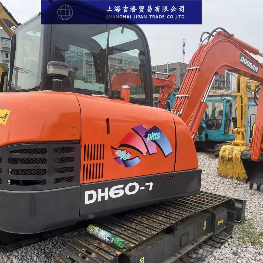 Doosan DH 60 Mini bagri <7t