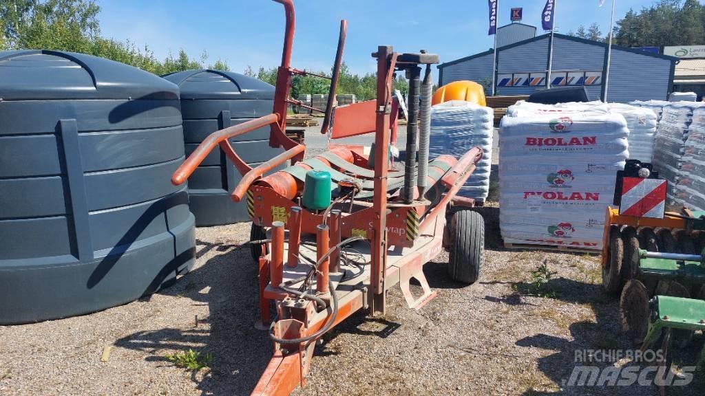 Kverneland UN 7517 Stroji za zavijanje