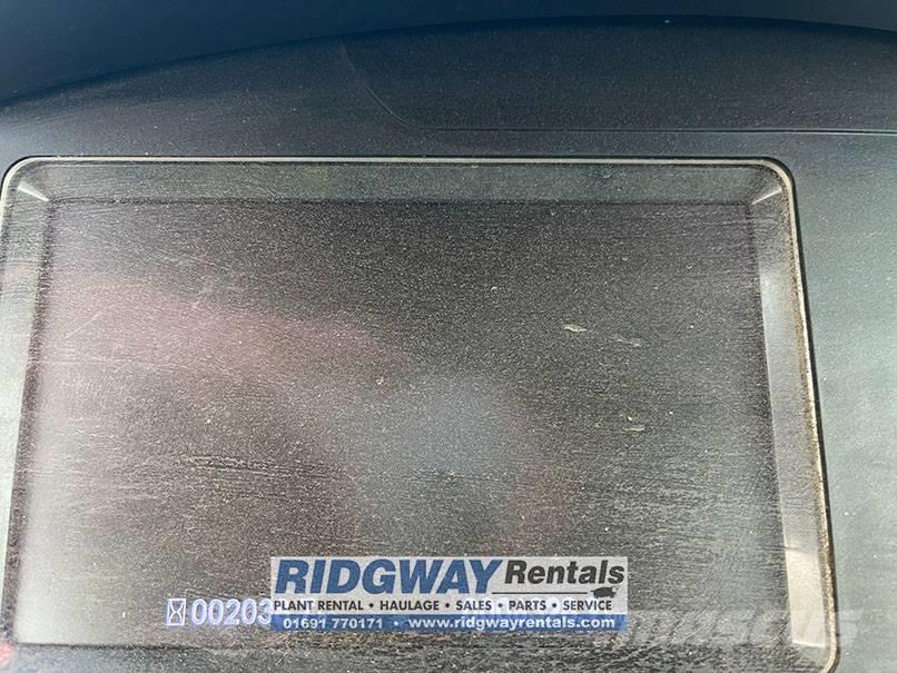 Komatsu WA 380-8 Kolesni nakladalci