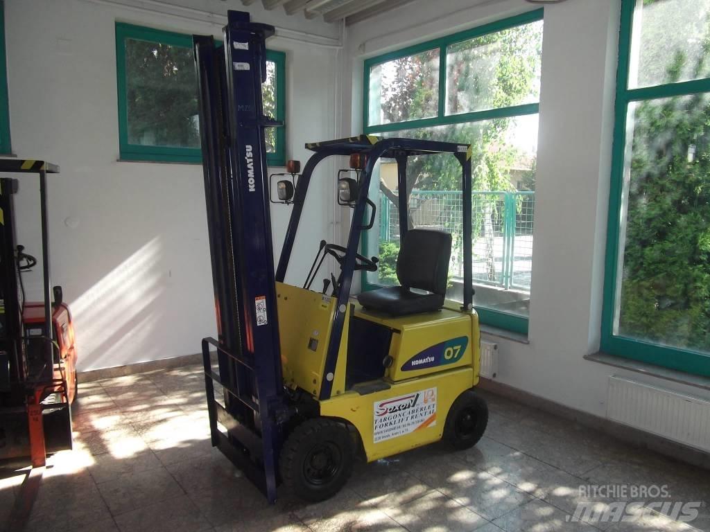 Komatsu FG07-3 Plinski viličarji